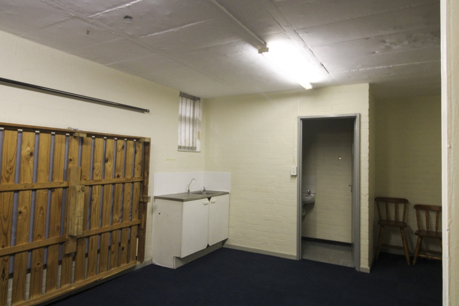 To Let Commercial Property for Rent in Maitland Western Cape